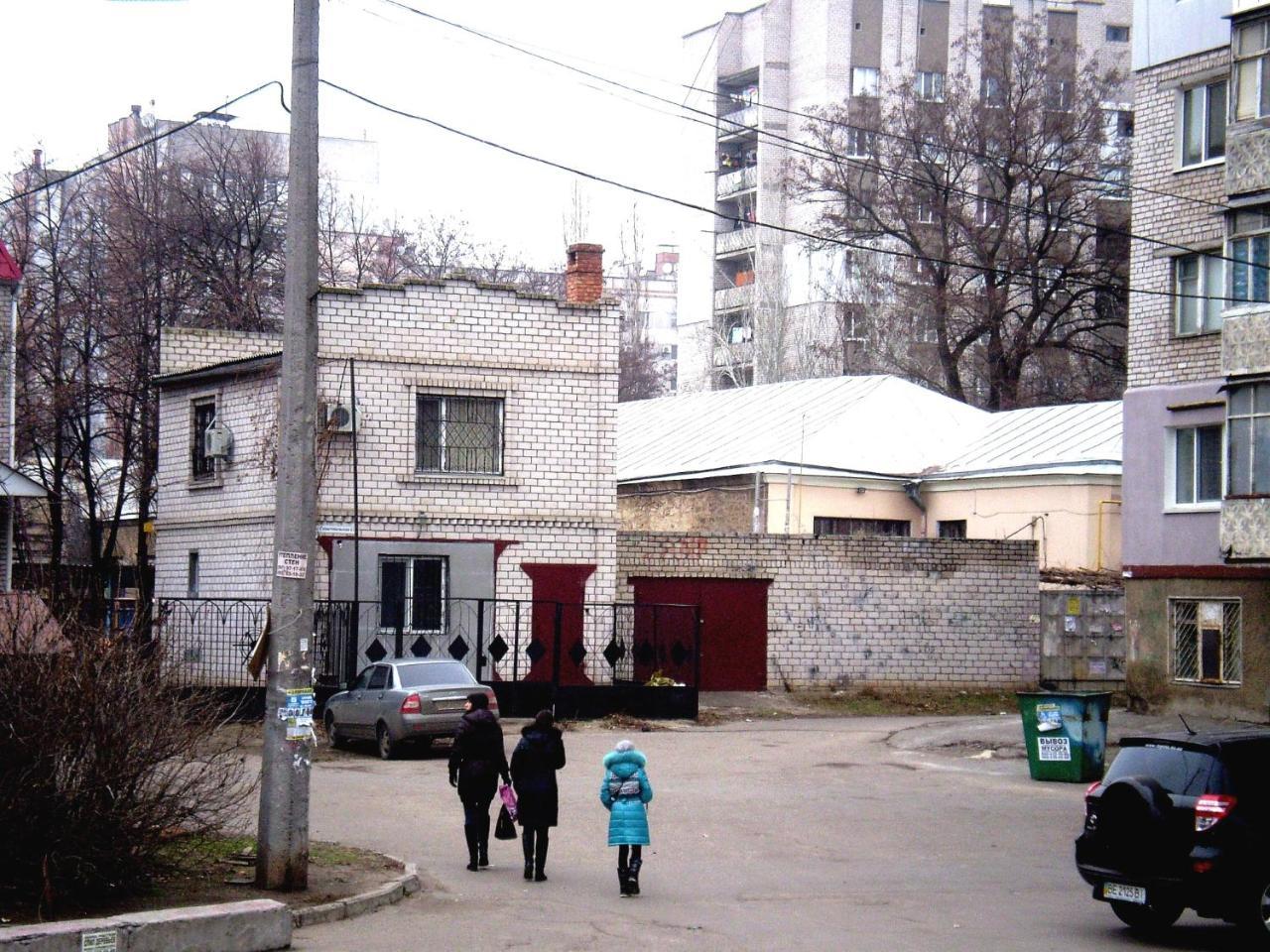 1 Ком Квартира 1 Этаж 3 Дивана, Wi-Fi, Центр Города, Садовая-Чкалова "Сильпо" И "Атб" Отдельный Дом 2 Этажа Mykolaiv Exterior foto